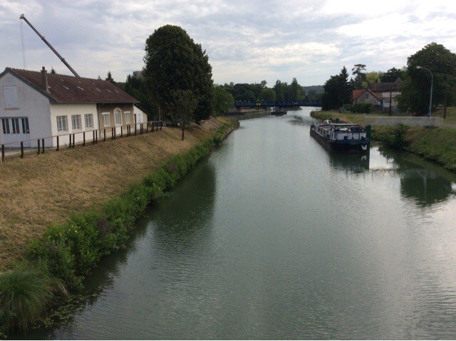 Vic sur Aisne peniche Kairos