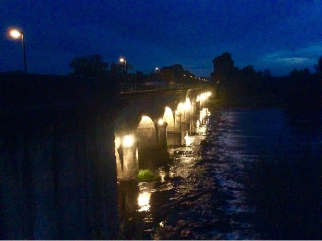 Pont canal de Digoin peniche Kaïros